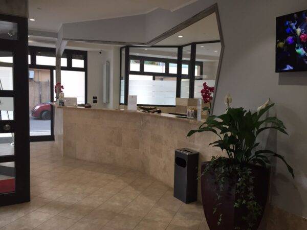 Postazione ufficio in stanza singola (Tivoli)